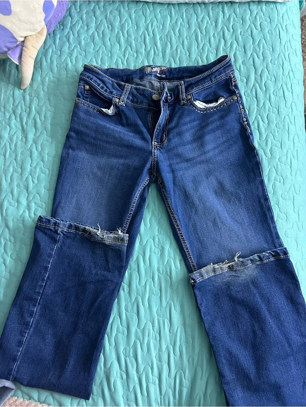 Wrangler Women's Blue Bootcut Jeans with Contrast Stitching